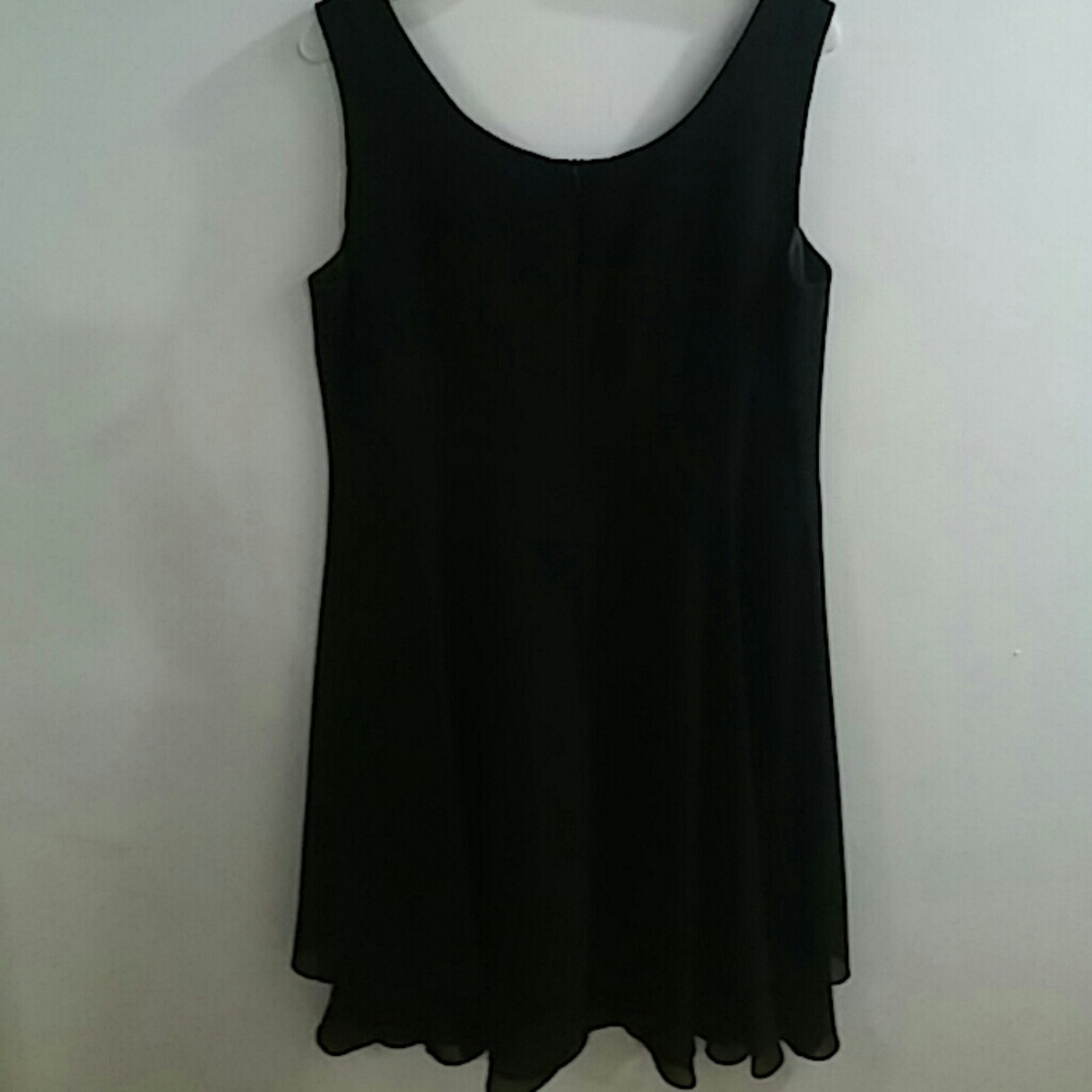 Sleevles Virgo Black Dress